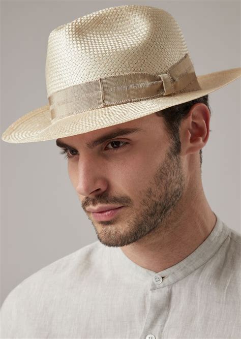 sombreros de hombre armani.